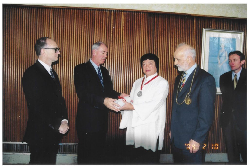 義雲高大師（H.H.第三世多杰羌佛）獲英頒授 Fellowship